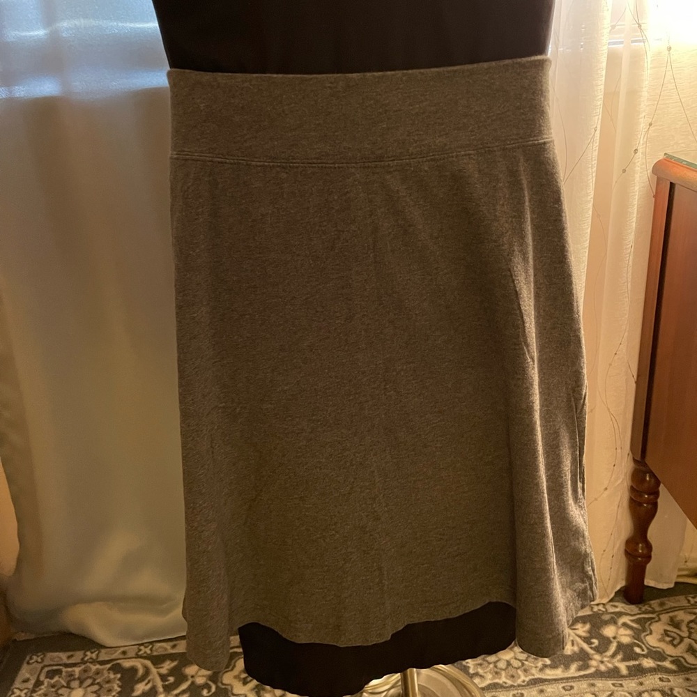Merona flared skirt. Dark Heather gray. Size M.